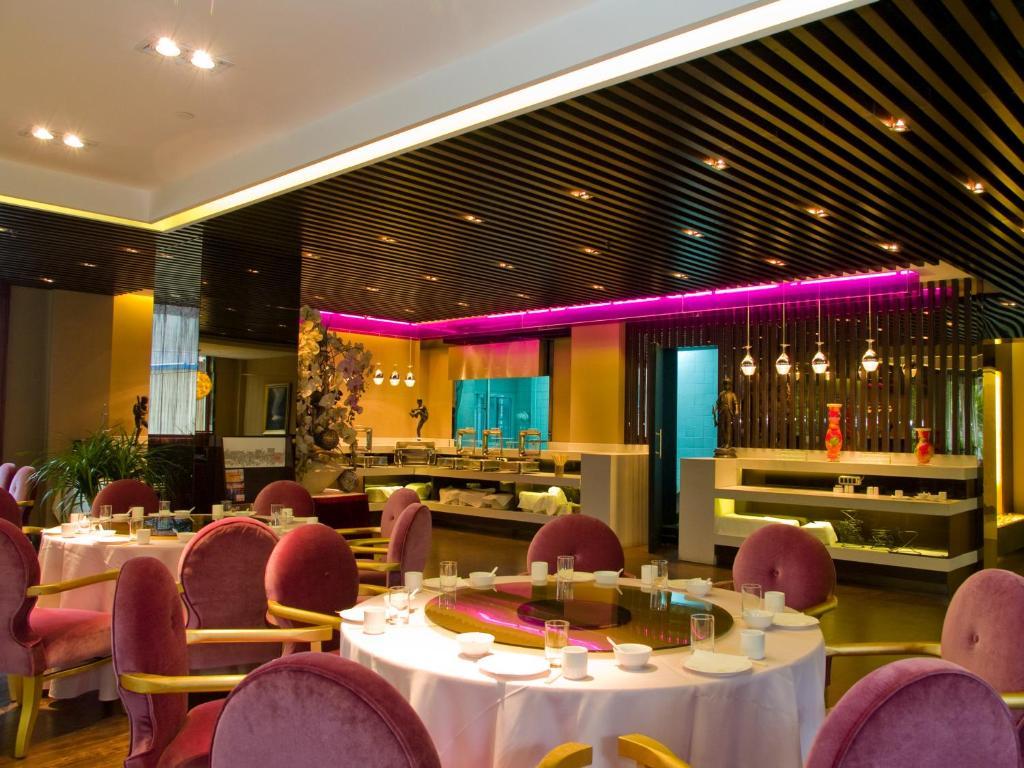 Beijing Rainbow Hotel Екстериор снимка