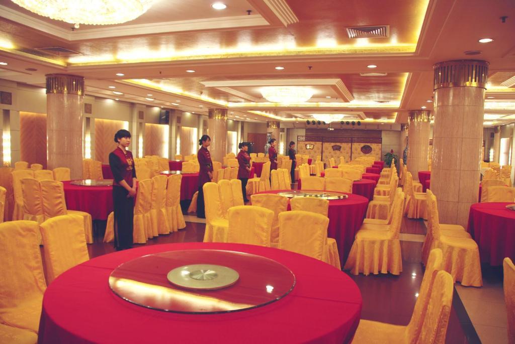 Beijing Rainbow Hotel Екстериор снимка